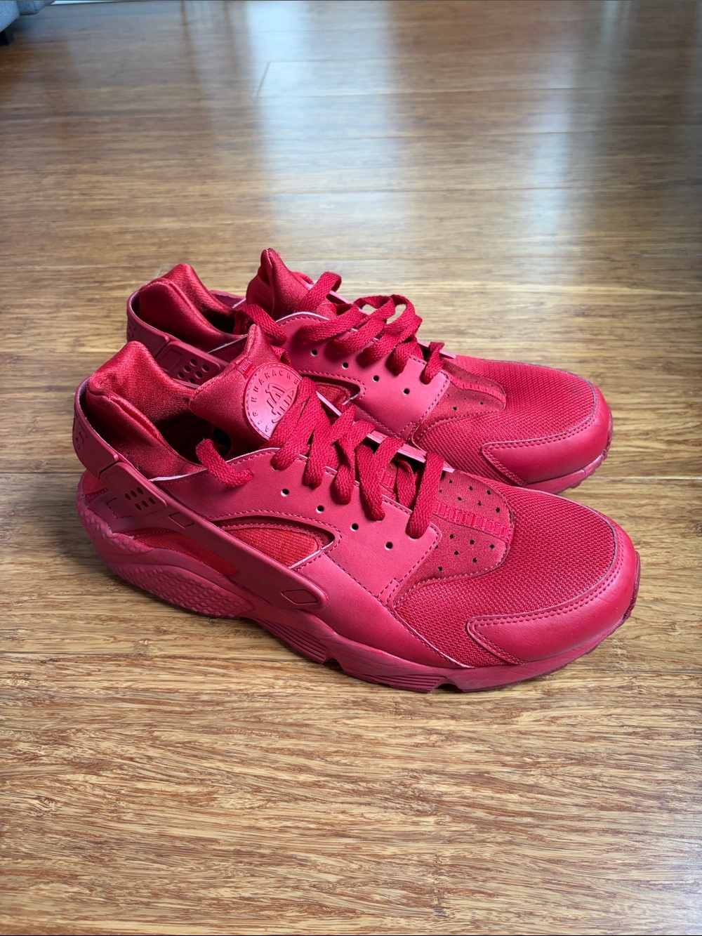 Nike Men's Red Huarache